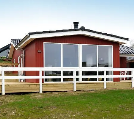 Three-bedroom Holiday In 11 度假居 Hejls