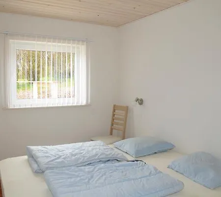 Three-bedroom Holiday In 11 Hejls